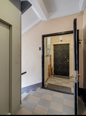 Продам трехкомнатную (3-комн.) квартиру, Люсиновская ул, 36/50, Москва г