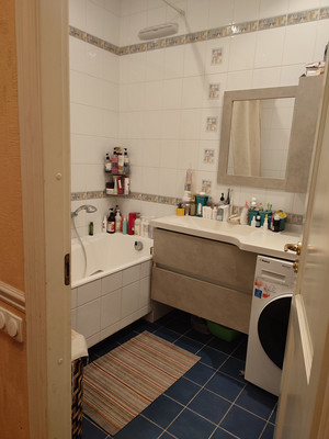 Продам трехкомнатную (3-комн.) квартиру, Лобанова ул, 4, Москва г