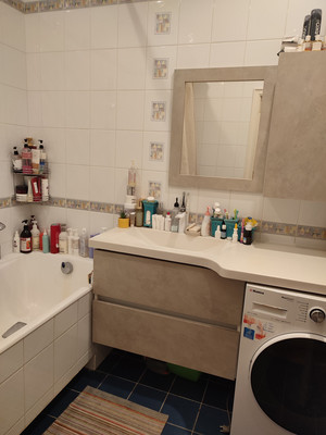 Продам трехкомнатную (3-комн.) квартиру, Лобанова ул, 4, Москва г