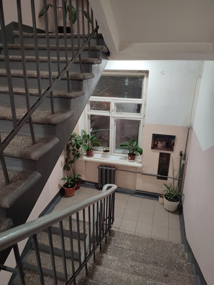 Продам трехкомнатную (3-комн.) квартиру, Лобанова ул, 4, Москва г