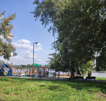 Продам трехкомнатную (3-комн.) квартиру, Лобанова ул, 4, Москва г