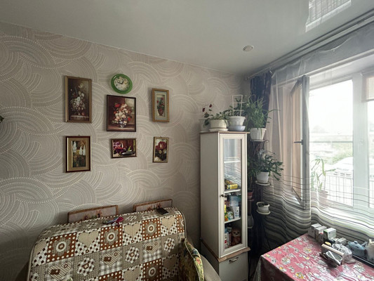 Продам однокомнатную (1-комн.) квартиру, Маршала Конева ул, 38к1, Иркутск г