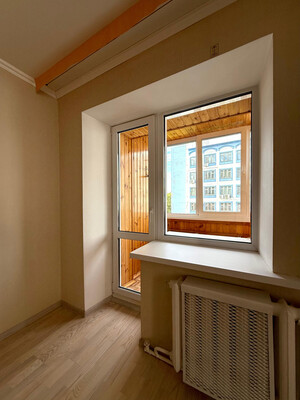Продам трехкомнатную (3-комн.) квартиру, Свободы ул, 133а, Киров г