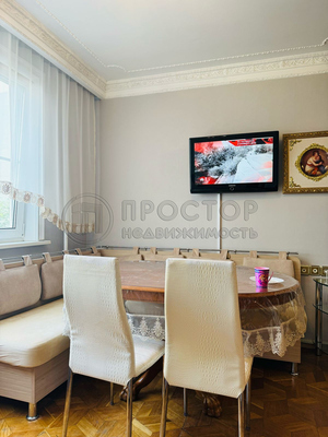 Продам многокомнатную квартиру, Бескудниковский б-р, 2к1, Москва г