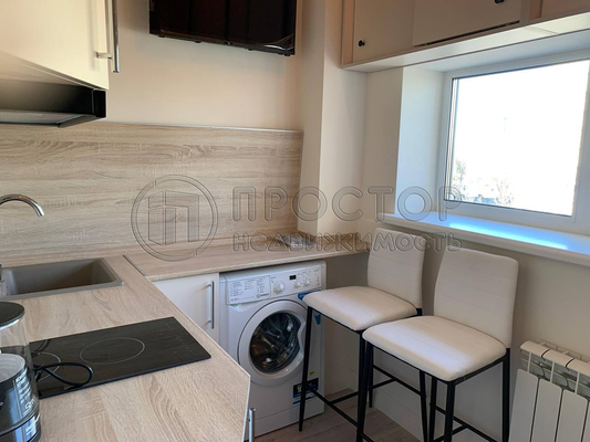Продам однокомнатную (1-комн.) квартиру, Херсонская ул, 37, Москва г
