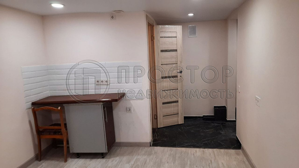 Продам однокомнатную (1-комн.) квартиру, Садовническая ул, 21, Москва г