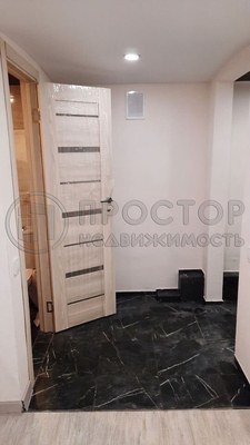 Продам однокомнатную (1-комн.) квартиру, Садовническая ул, 21, Москва г