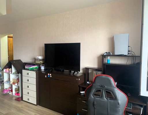 Продам однокомнатную (1-комн.) квартиру, Уральская ул, 148, Краснодар г