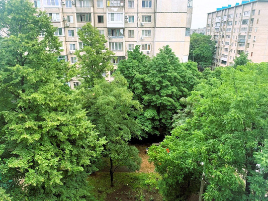 Продам однокомнатную (1-комн.) квартиру, Уральская ул, 148, Краснодар г