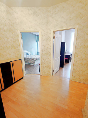 Продам трехкомнатную (3-комн.) квартиру, Рубинштейна ул, 11, Санкт-Петербург г