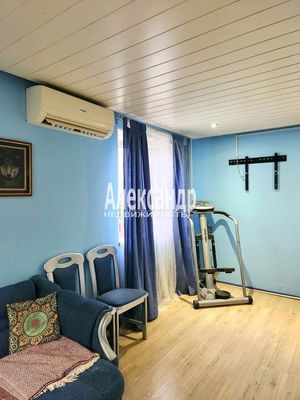 Продам трехкомнатную (3-комн.) квартиру, Героев пр-кт, 6, Кириши г
