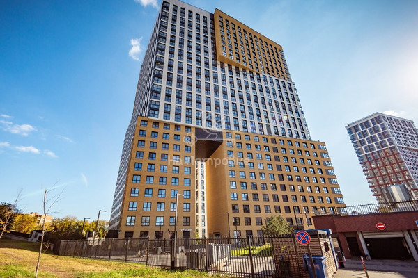 Продам двухкомнатную (2-комн.) квартиру, 2-й Петра Алексеева пер, 5, Москва г