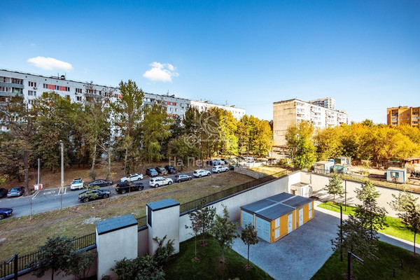 Продам двухкомнатную (2-комн.) квартиру, 2-й Петра Алексеева пер, 5, Москва г