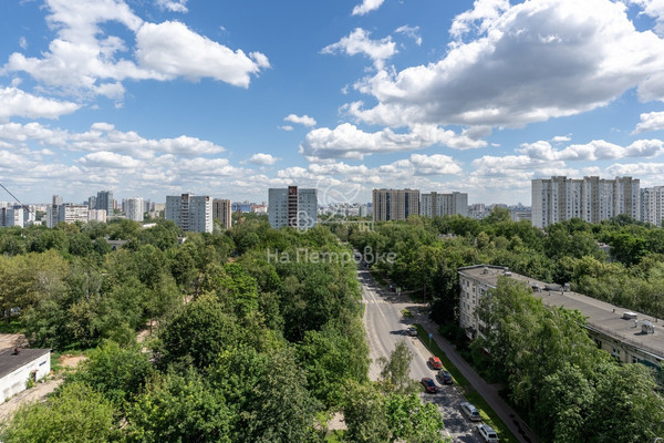 Продам трехкомнатную (3-комн.) квартиру, Херсонская ул, 18, Москва г
