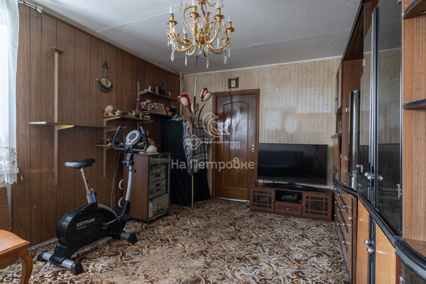 Продам трехкомнатную (3-комн.) квартиру, Херсонская ул, 18, Москва г