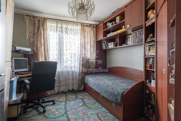 Продам трехкомнатную (3-комн.) квартиру, Херсонская ул, 18, Москва г