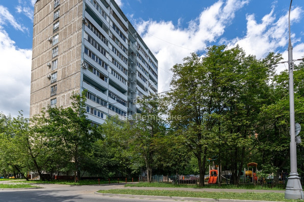 Продам трехкомнатную (3-комн.) квартиру, Херсонская ул, 18, Москва г