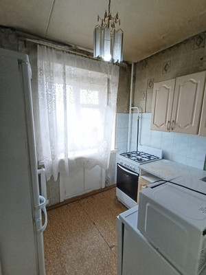 Продам двухкомнатную (2-комн.) квартиру, Балакинская ул, 18, Нижний Тагил г