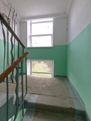Продам двухкомнатную (2-комн.) квартиру, Балакинская ул, 18, Нижний Тагил г