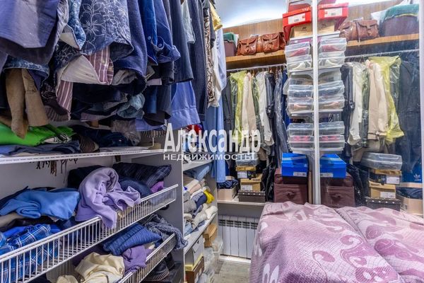 Продам двухкомнатную (2-комн.) квартиру, Некрасова ул, 38/26, Санкт-Петербург г