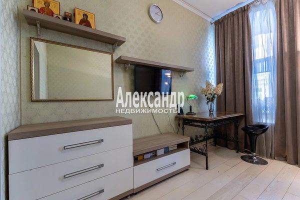 Продам двухкомнатную (2-комн.) квартиру, Некрасова ул, 38/26, Санкт-Петербург г