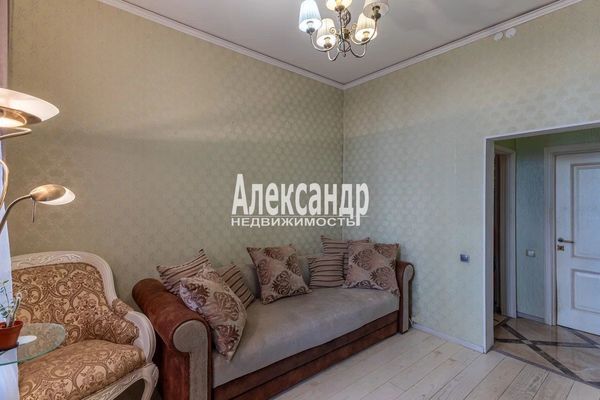 Продам двухкомнатную (2-комн.) квартиру, Некрасова ул, 38/26, Санкт-Петербург г