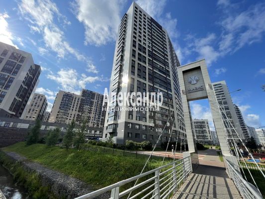 Продам двухкомнатную (2-комн.) квартиру, Екатерининская ул, 2, Мурино п