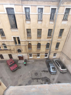 Продам комнату в 11-комн. квартире, Большая Пушкарская ул, 26а, Санкт-Петербург г