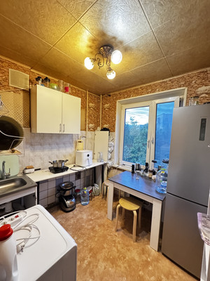 Продам трехкомнатную (3-комн.) квартиру, Красного Маяка ул, 13к2, Москва г