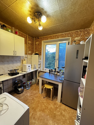 Продам трехкомнатную (3-комн.) квартиру, Красного Маяка ул, 13к2, Москва г