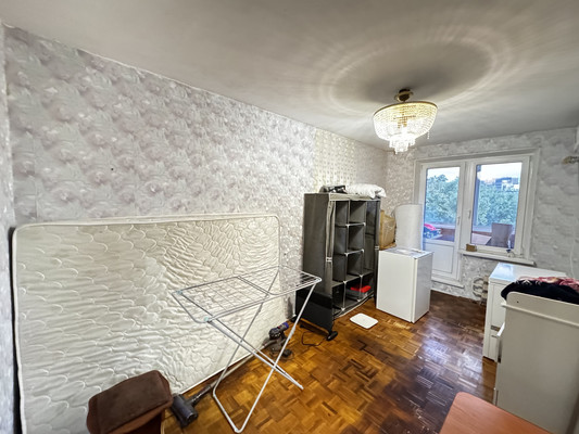Продам трехкомнатную (3-комн.) квартиру, Красного Маяка ул, 13к2, Москва г