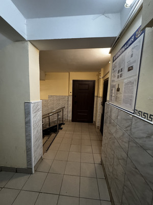 Продам трехкомнатную (3-комн.) квартиру, Красного Маяка ул, 13к2, Москва г