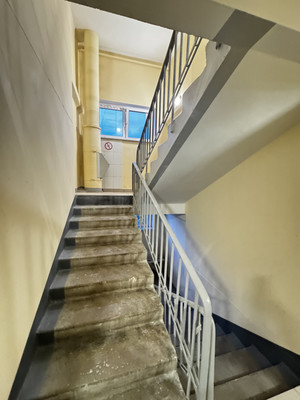 Продам трехкомнатную (3-комн.) квартиру, Красного Маяка ул, 13к2, Москва г