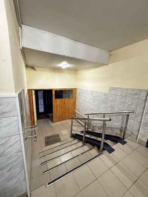 Продам трехкомнатную (3-комн.) квартиру, Красного Маяка ул, 13к2, Москва г