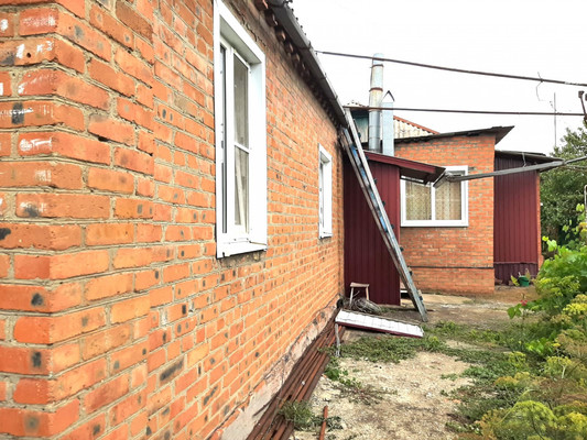 Продам дом, Кутузова ул, 219, Тихорецк г, 0 км от города