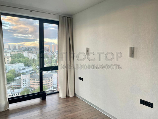 Продам трехкомнатную (3-комн.) квартиру, Окружной проезд, 10Б, Москва г