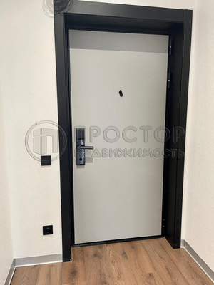 Продам трехкомнатную (3-комн.) квартиру, Окружной проезд, 10Б, Москва г