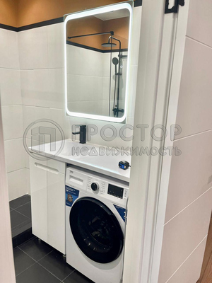 Продам трехкомнатную (3-комн.) квартиру, Окружной проезд, 10Б, Москва г