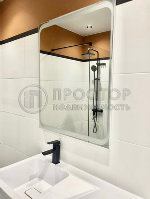 Продам трехкомнатную (3-комн.) квартиру, Окружной проезд, 10Б, Москва г