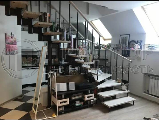 Продам трехкомнатную (3-комн.) квартиру, Березовая аллея ул, 5к1, Апрелевка г
