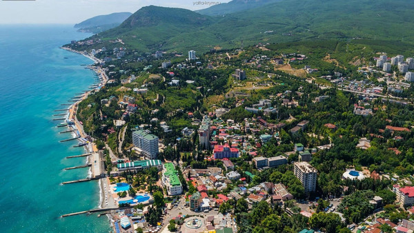 Продам участок 20 соток, ИЖС, Октябрьская ул, 37, Алушта г, 0 км от города