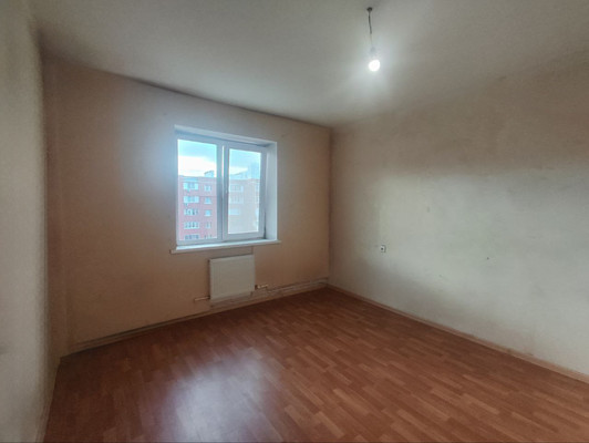 Продам трехкомнатную (3-комн.) квартиру, Кальная ул, 39, Рязань г