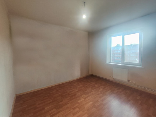 Продам трехкомнатную (3-комн.) квартиру, Кальная ул, 39, Рязань г