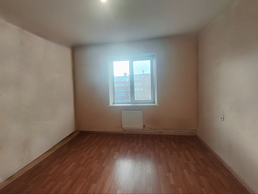 Продам трехкомнатную (3-комн.) квартиру, Кальная ул, 39, Рязань г