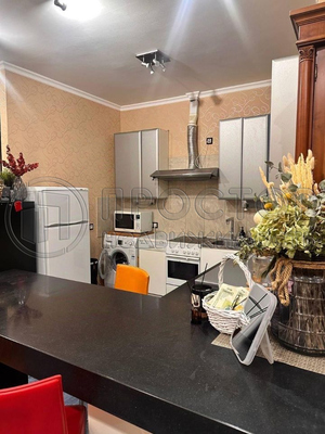 Продам двухкомнатную (2-комн.) квартиру, Дубнинская ул, 40Ак4, Москва г