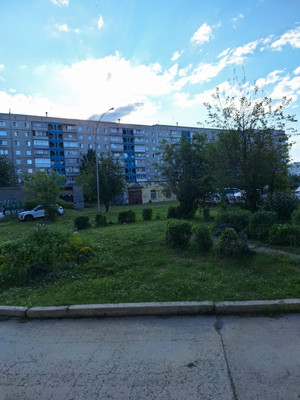 Продам трехкомнатную (3-комн.) квартиру, Захарова ул, 9, Нижний Тагил г