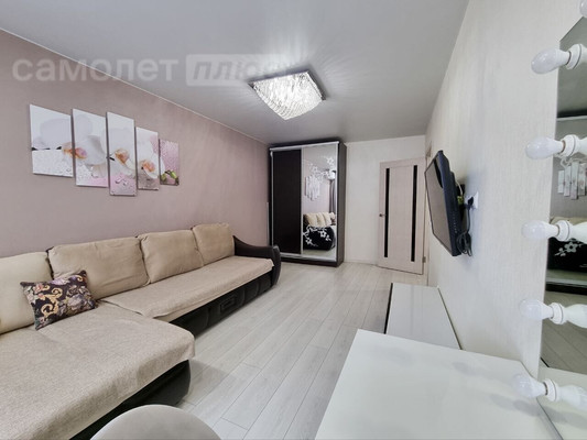 Продам двухкомнатную (2-комн.) квартиру, Московская ул, 131к2, Краснодар г