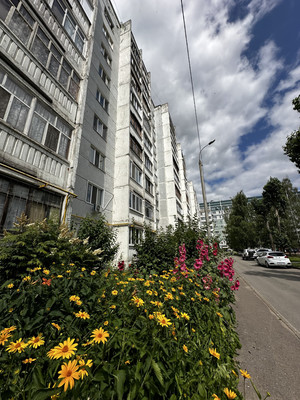 Продам двухкомнатную (2-комн.) квартиру, Фатыха Амирхана ул, 77, Казань г