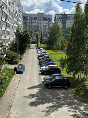 Продам двухкомнатную (2-комн.) квартиру, Фатыха Амирхана ул, 77, Казань г