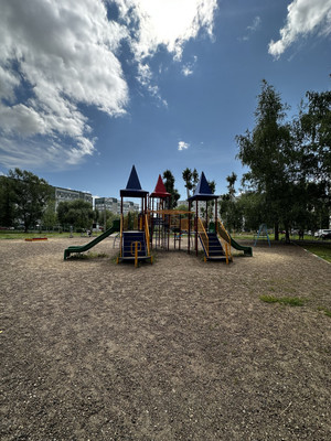 Продам двухкомнатную (2-комн.) квартиру, Фатыха Амирхана ул, 77, Казань г